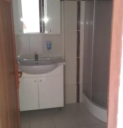 Akkum Gezer 汽车旅馆 马尔马里斯