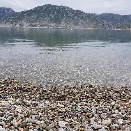 汽车旅馆 Akkum Gezer