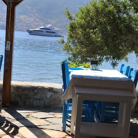 汽车旅馆 Akkum Gezer *